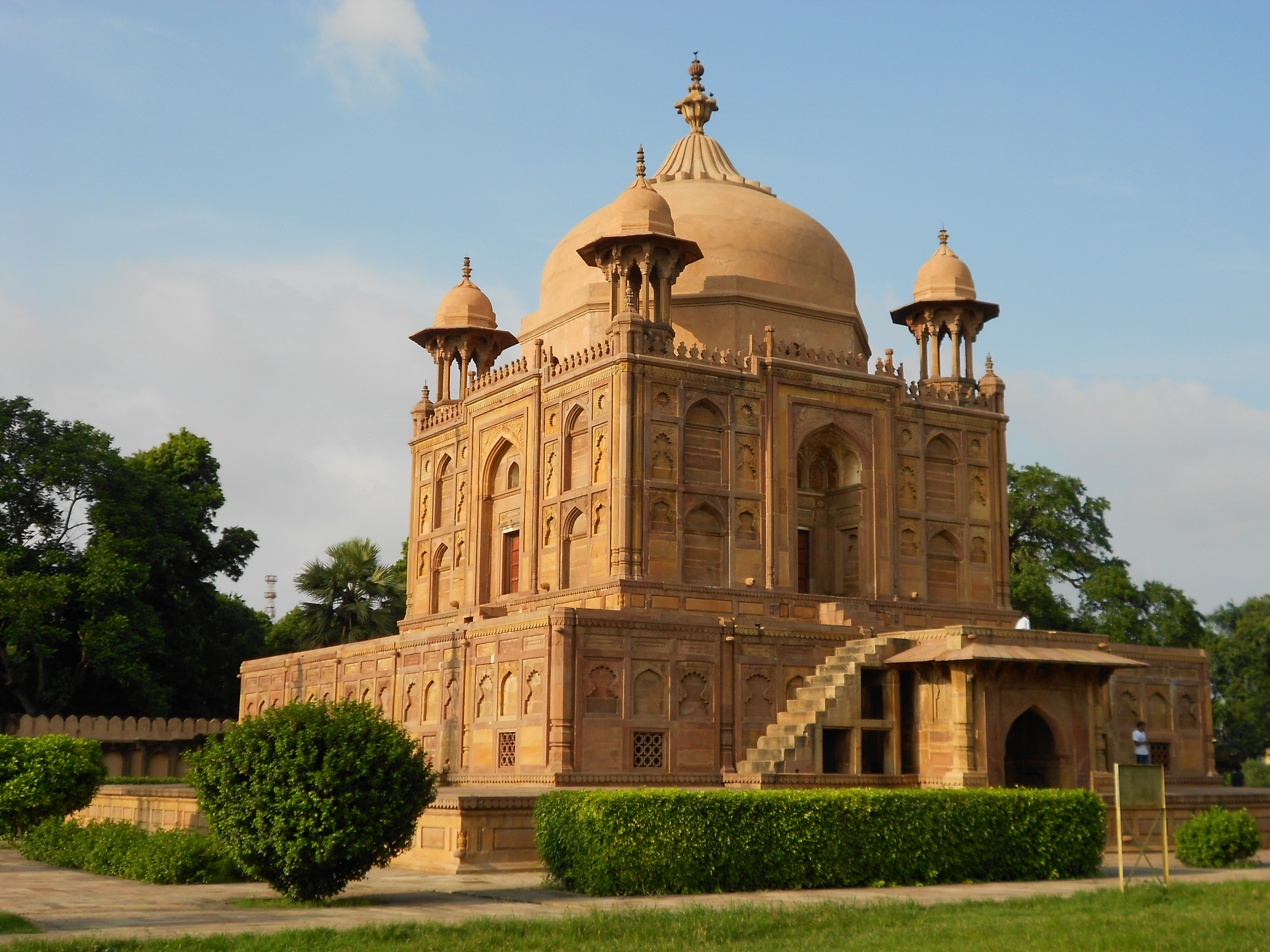 allahabad beautiful places to visit